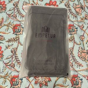 High-Waisted Shaper Shorts - Black fits sizes 22/24